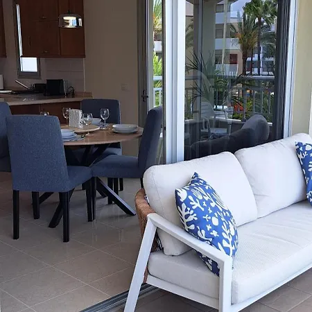 Casa Ella Apartment